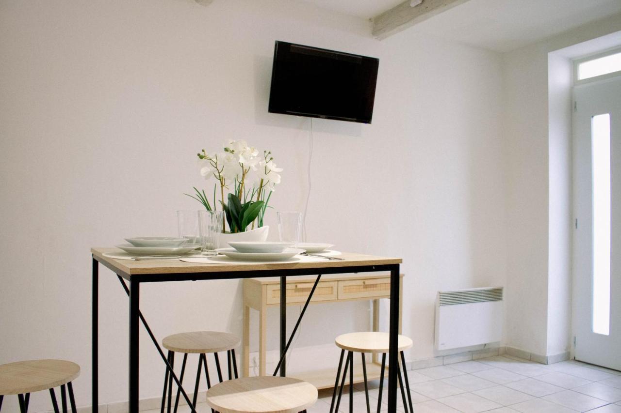 Superbe appartement 32m2 quartier calme 800m des Arènes Nîmes Esterno foto